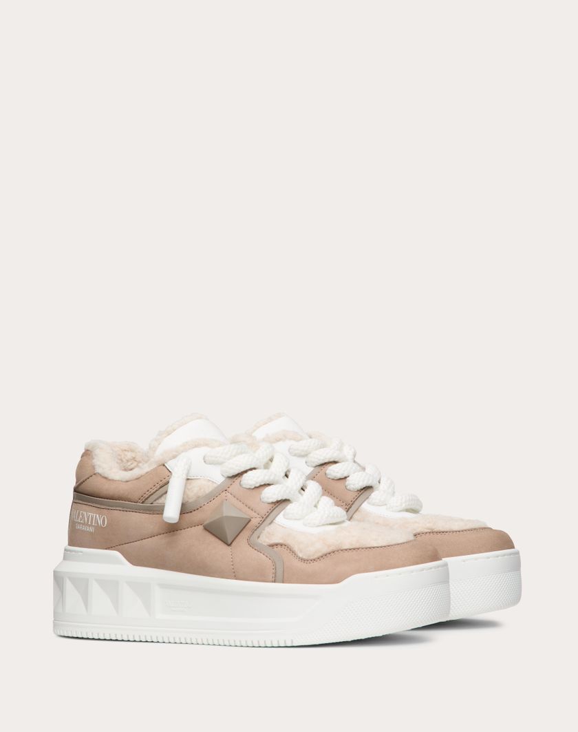 Valentino Handbags Sneaker One Stud Xl In Nabuk E Lana Per Donna In Beige/naturale/bianco | Valentino IT