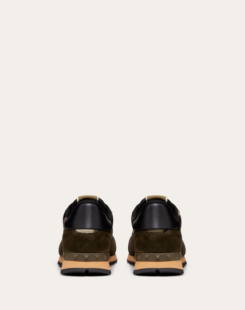 Valentino Handbags Sneaker Rockrunner Camouflage In Tessuto-rete Per Uomo In Nocciola/olive/nero | Valentino IT