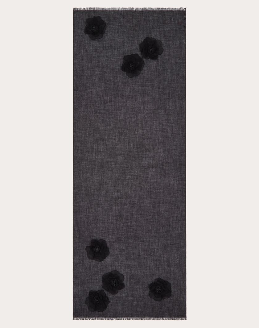 Valentino Handbags Stola Lace In Cachemire Con Ricamo Rose Per Donna In Nero | Valentino IT