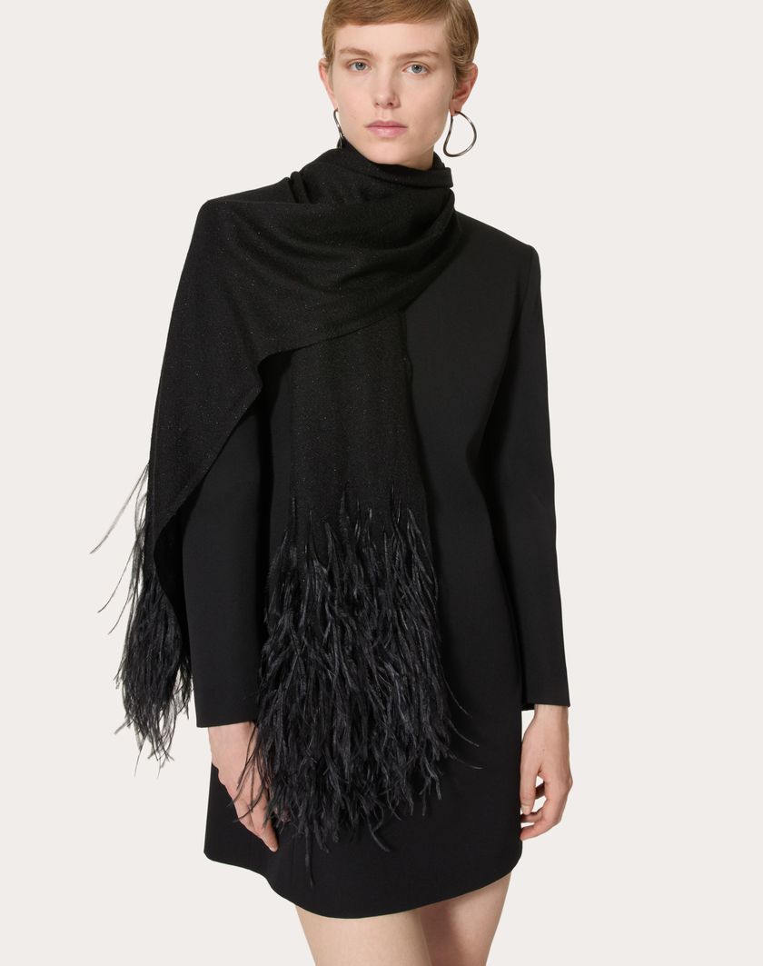 Valentino Handbags Stola Valentino Con Micropaillettes E Piume Per Donna In Nero | Valentino IT