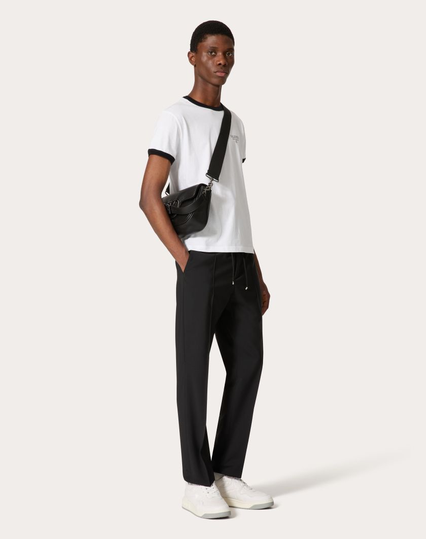 Valentino Handbags T-shirt In Cotone Con Stampa Valentino Per Uomo In Bianco/ Nero | Valentino IT