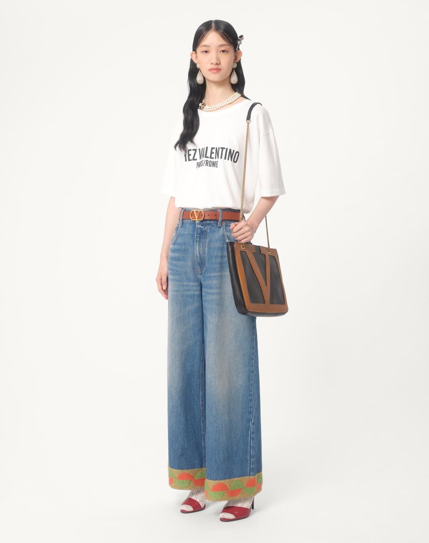 Valentino Handbags T-shirt In Jersey Cotton Con Stampa Chez Valentino Per Donna In Avorio | Valentino IT