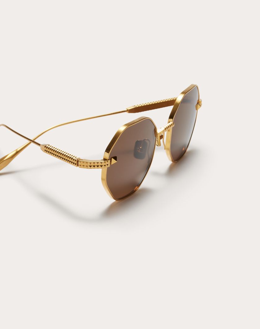 Valentino Handbags V-stud Occhiale Esagonale In Titanio In Marrone | Valentino IT