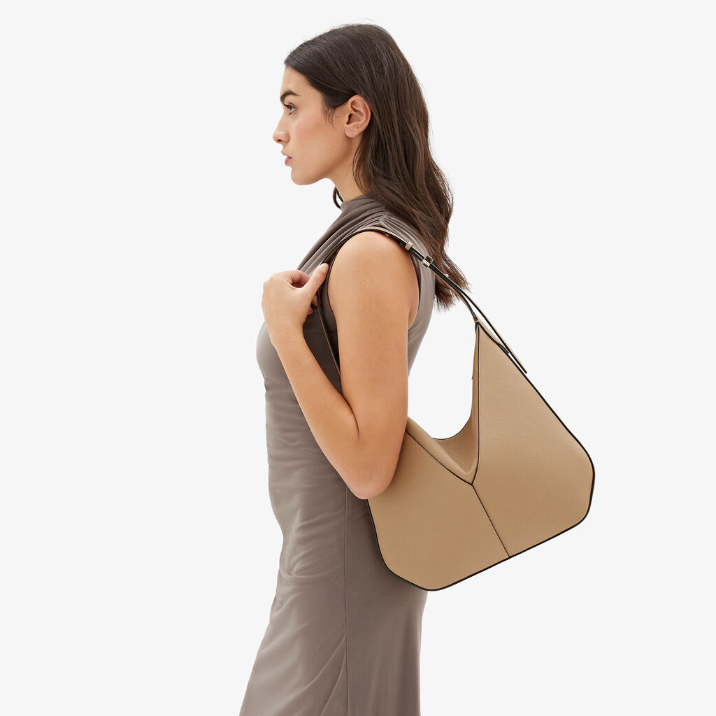 Valextra Borsa Hobo Da Donna Di Lusso In Pelle Rigida Beige | Valextra Vivi
