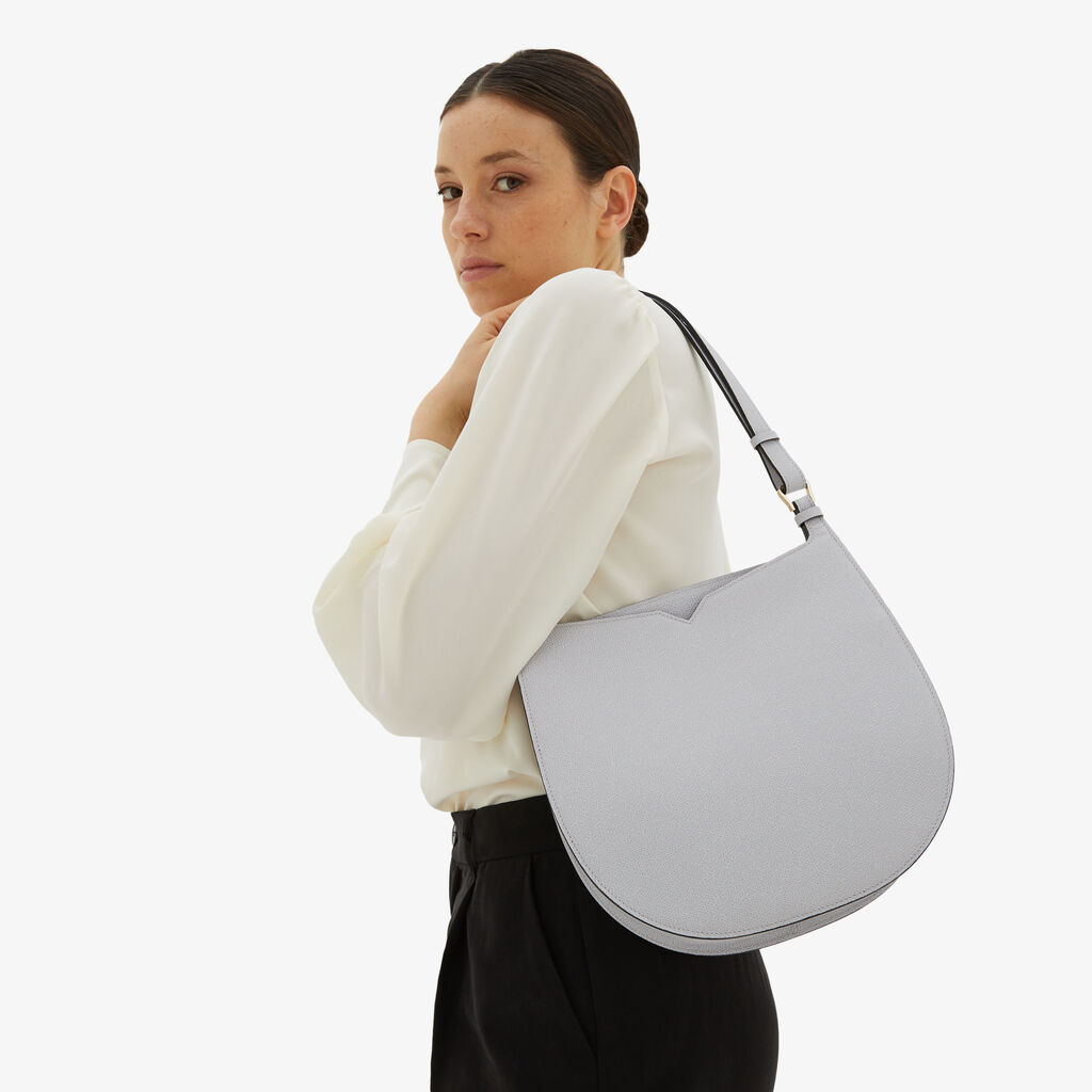 Valextra Borsa Tonda Da Donna In Pelle Grigia Con Tasche | Valextra Hobo