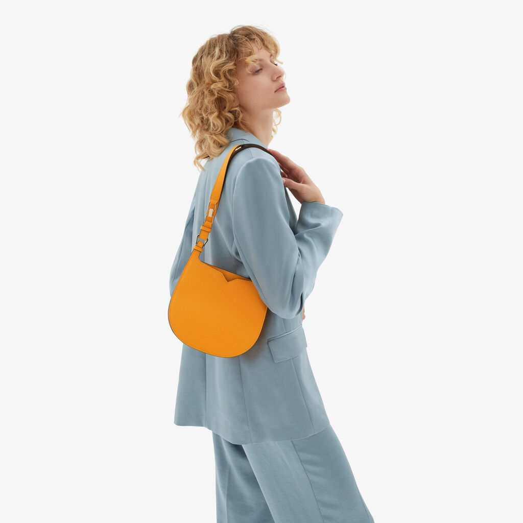 Valextra Borsa Weekend Mini Compatta In Pelle Gialla | Valextra Hobo