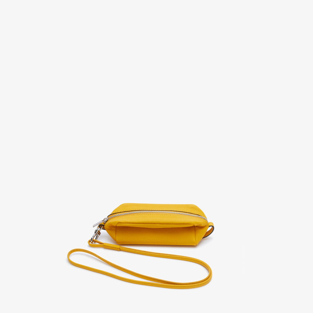 Valextra Trousse da Donna in Pelle Gialla con tracolla | Valextra