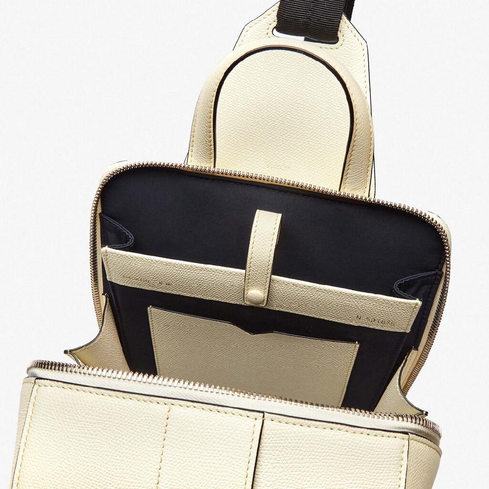 Valextra Valextra V-Line: Zaino Monospalla In Pelle Bianca