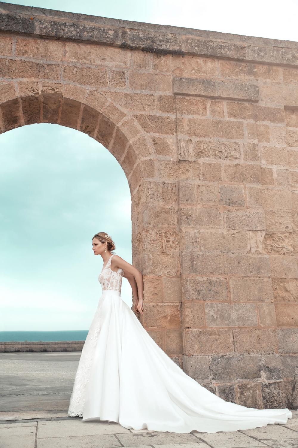 Via della spiga CALLIOPE