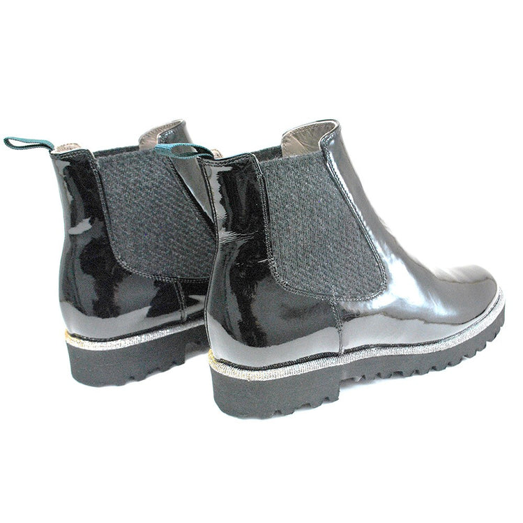 Via Mercanti P141 Ausilia – VIAMERCANTI