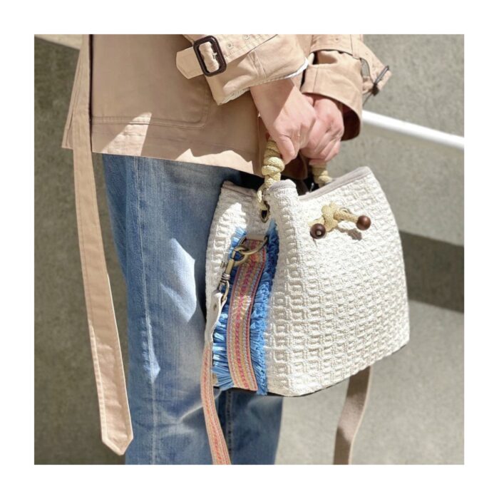 ViaMailBag Cayos Fringe (S01)