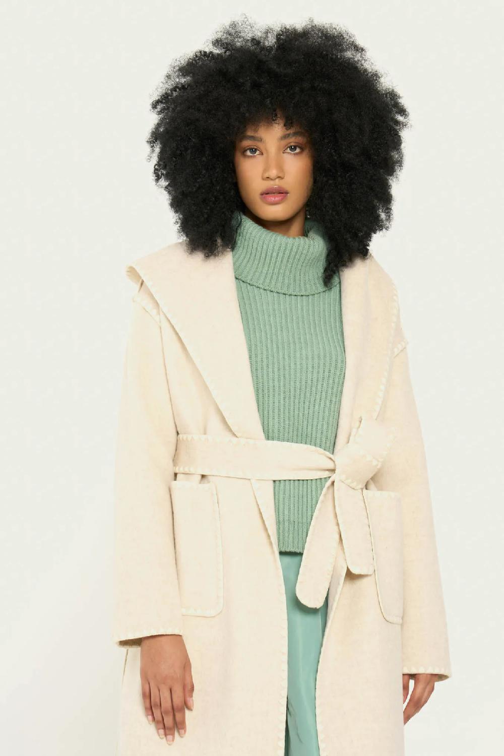 Vicario Cinque Cappotto Con Cappuccio In Lana E Ricami Coco