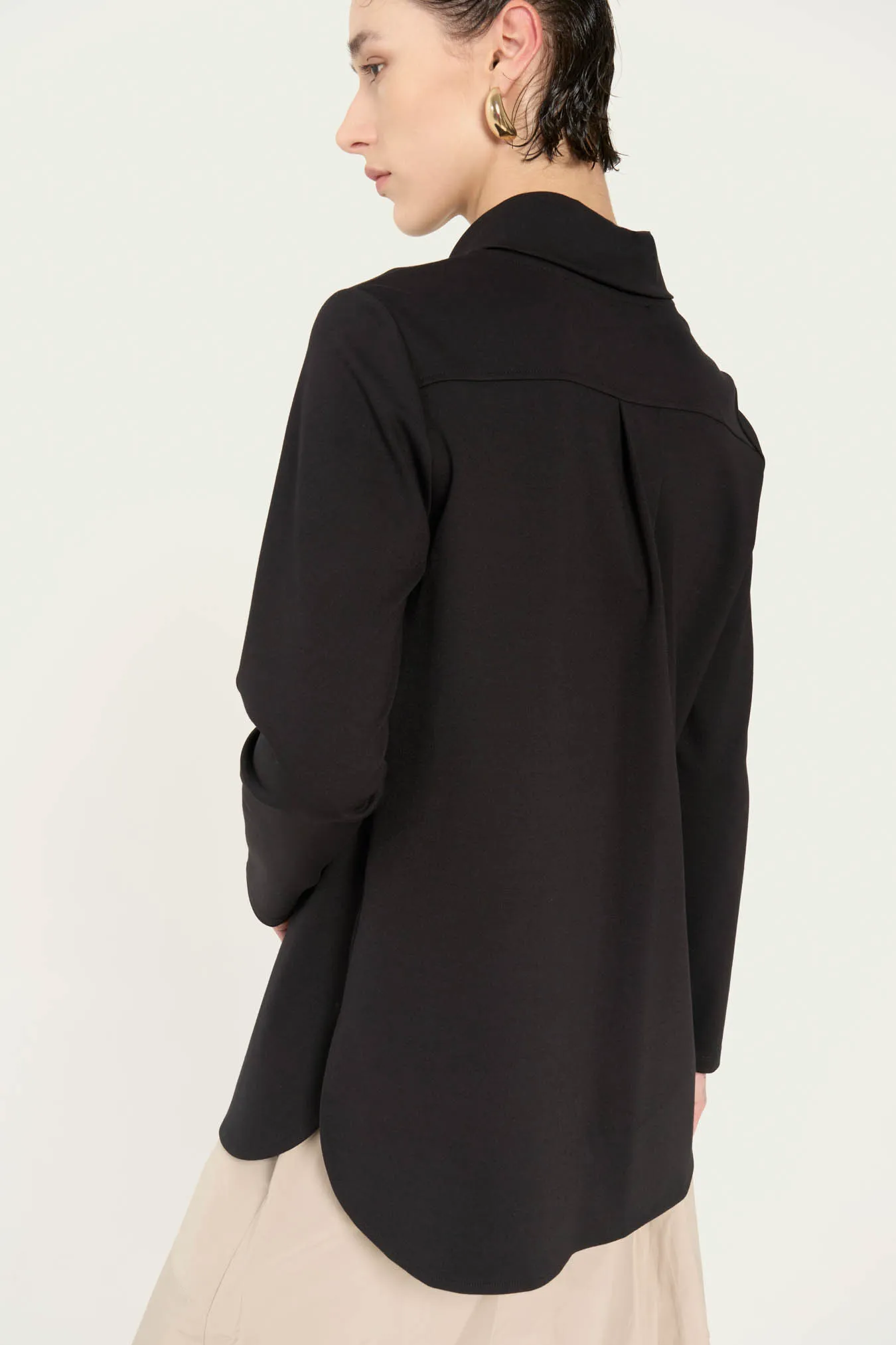 Vicario Cinque T-shirt Asimmetrica Collo A Ciambella Manica Lunga Taunietta