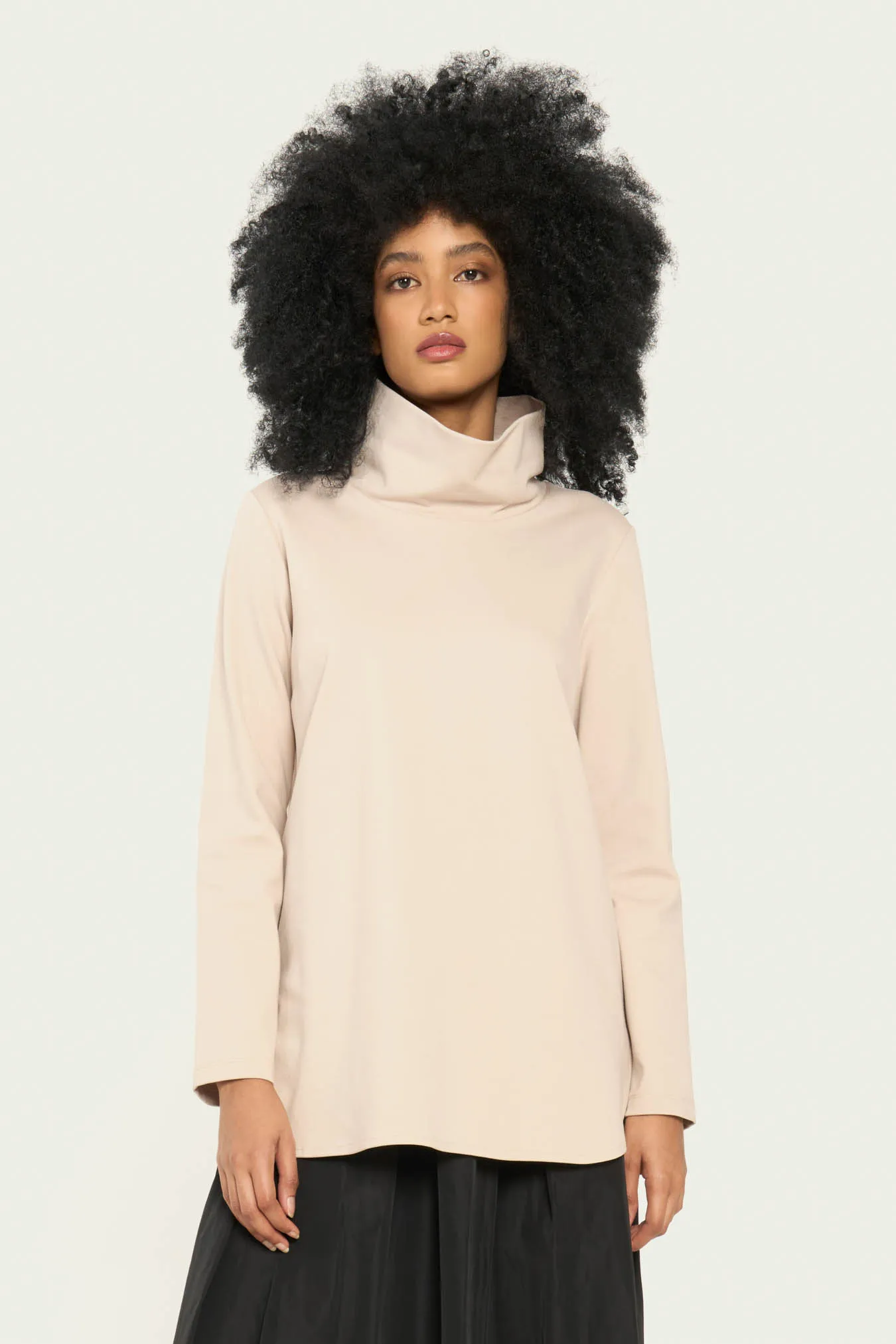 Vicario Cinque T-shirt Asimmetrica Collo A Ciambella Manica Lunga Taunietta