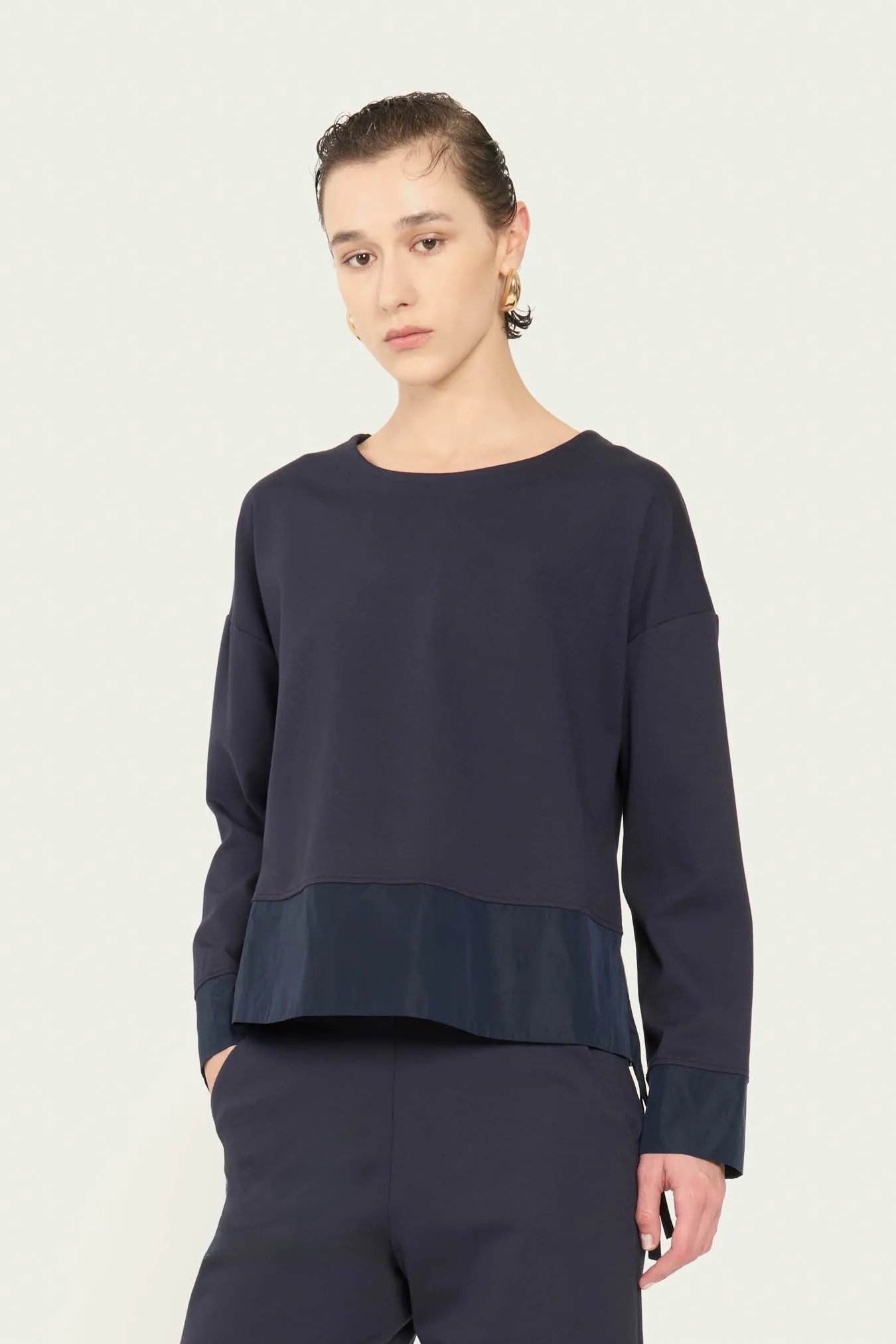 Vicario Cinque T-shirt Girocollo Svasata Manica Lunga Tamara