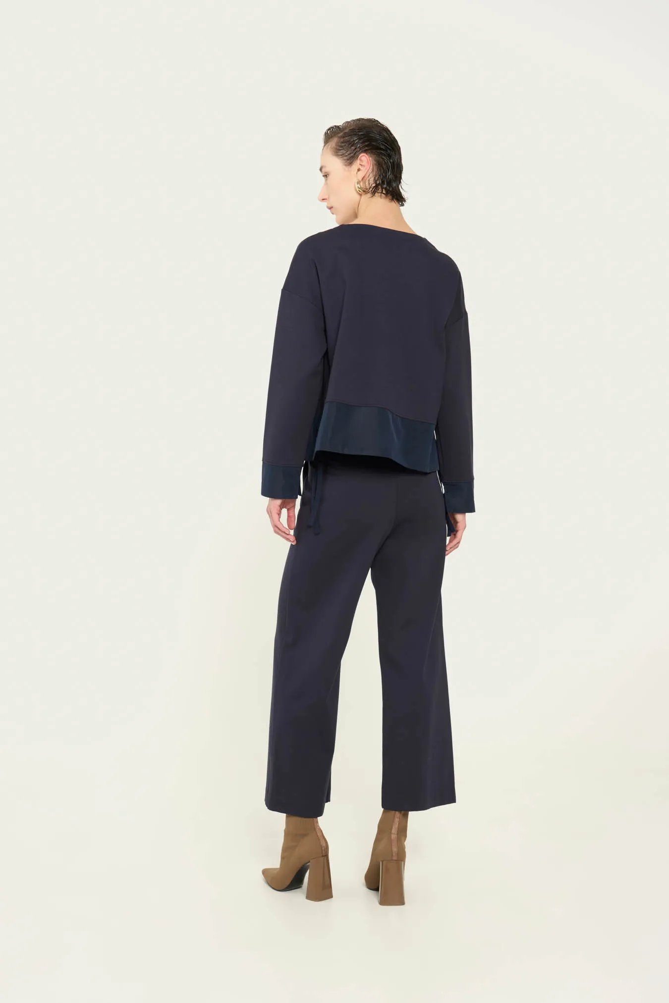 Vicario Cinque T-shirt Girocollo Svasata Manica Lunga Tamara