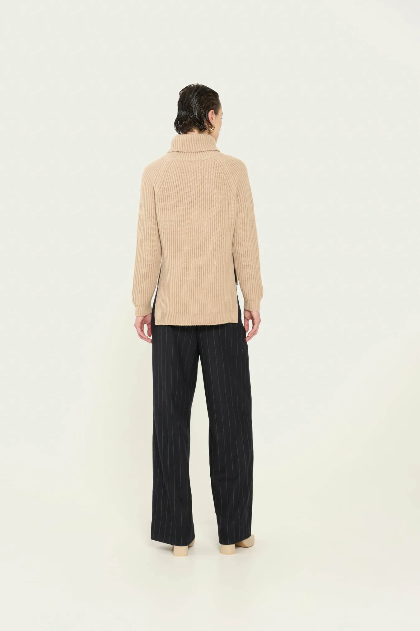 Vicario Cinque Maglia In Lana A Coste Mango