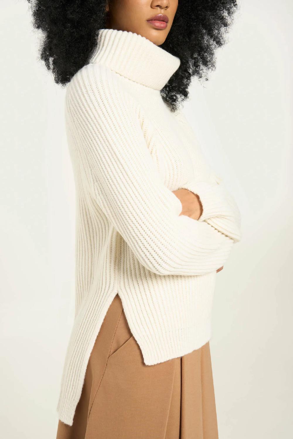 Vicario Cinque Maglia In Lana A Coste Mango