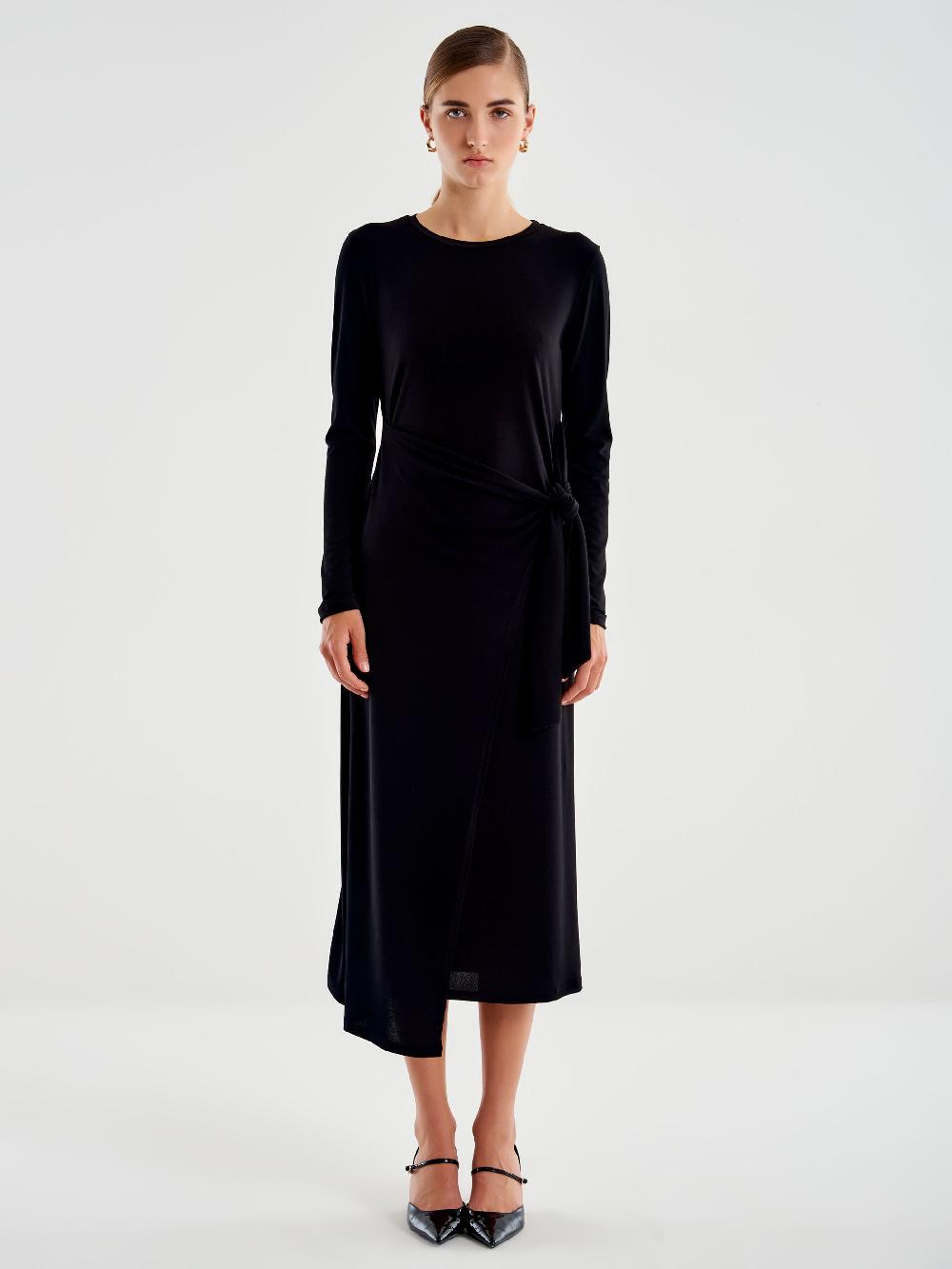 Vicolo Abito Asimmetrico Girocollo Nero