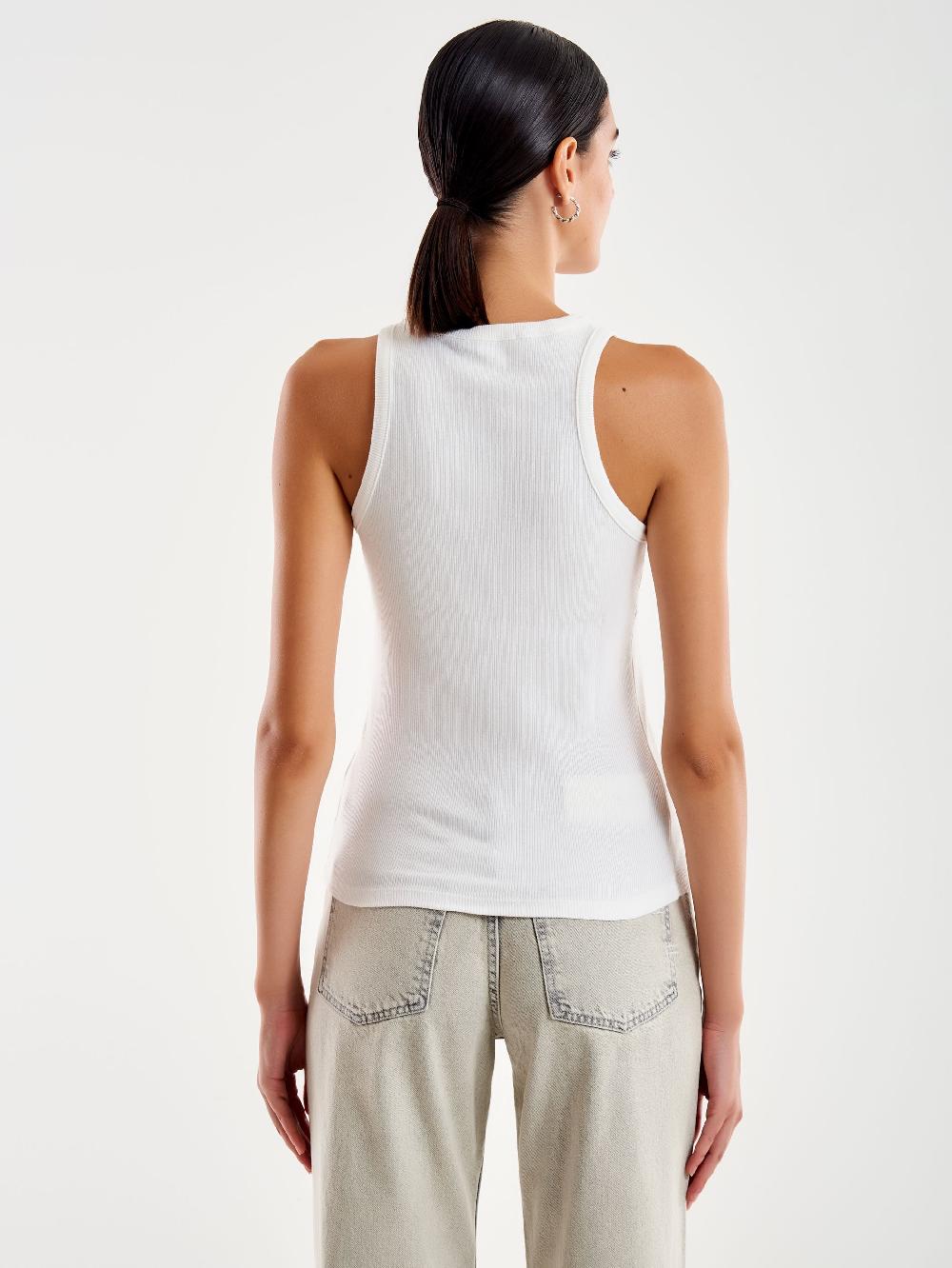 Vicolo Canotta A Costine Bianco