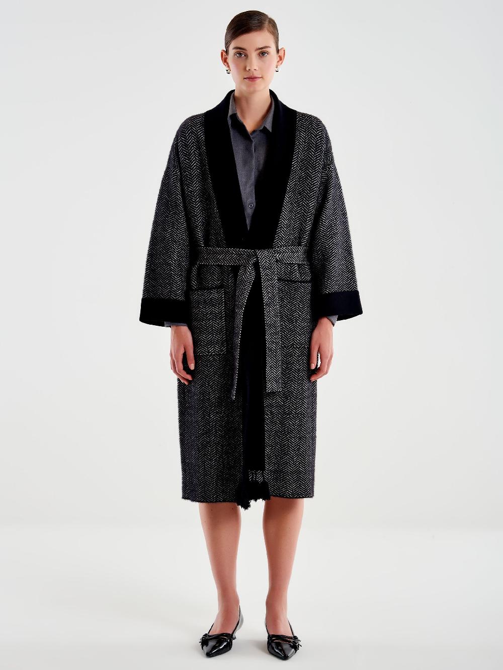 Vicolo Cappotto Con Nappe In Maglia Nero