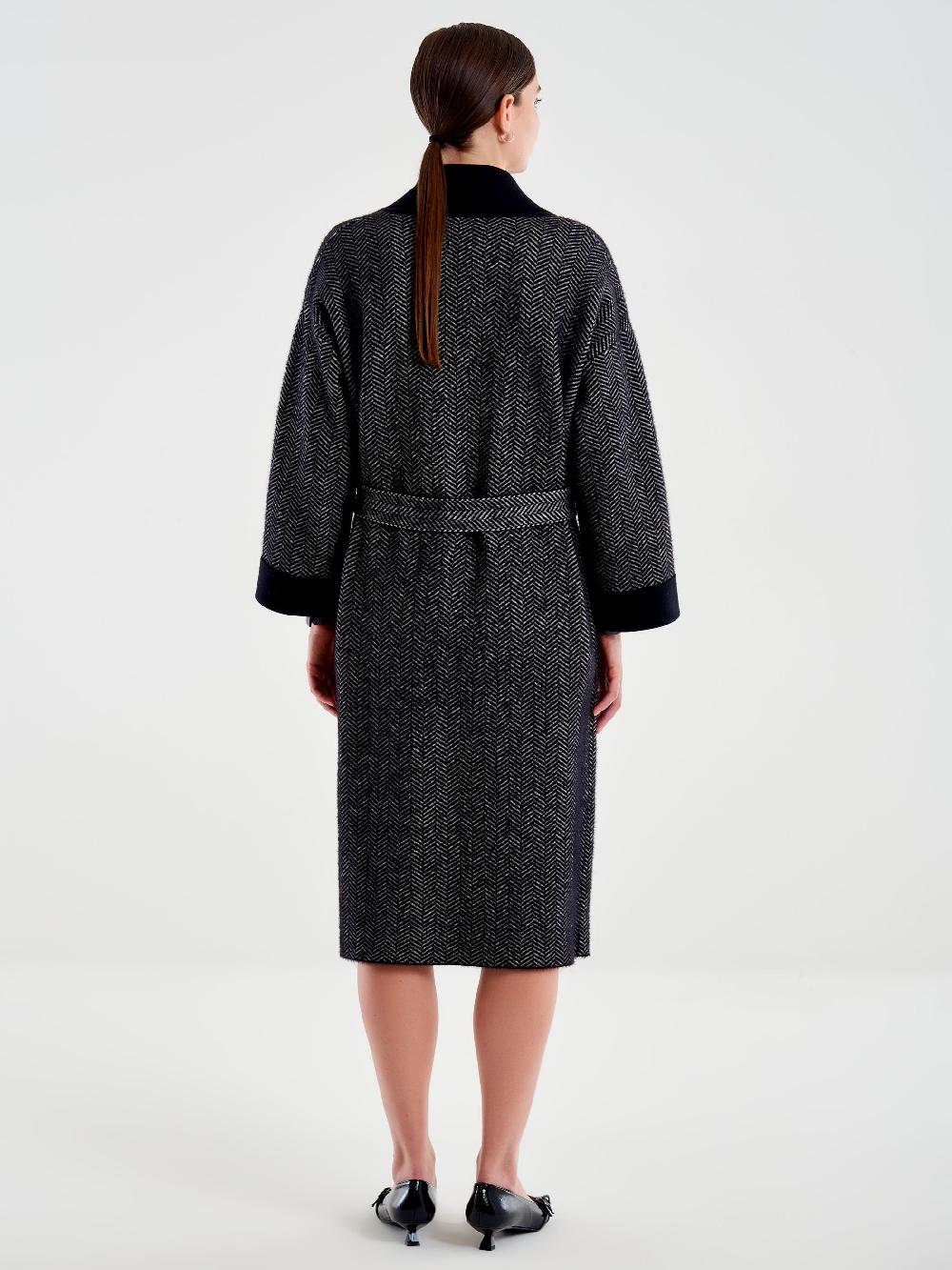 Vicolo Cappotto Con Nappe In Maglia Nero