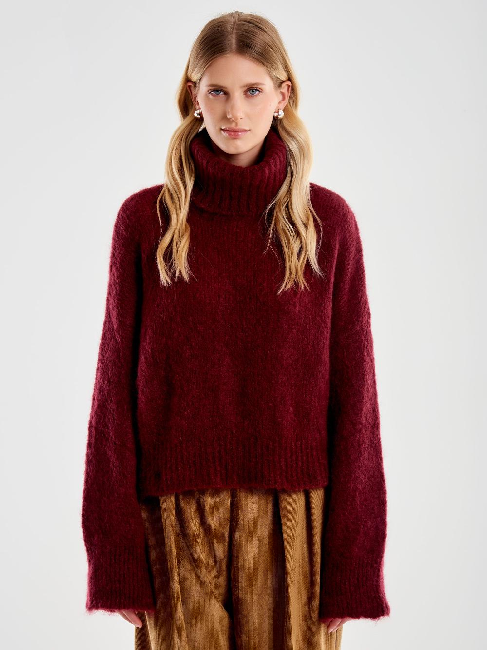 Vicolo Dolcevita Cropped Boxy Bordeaux
