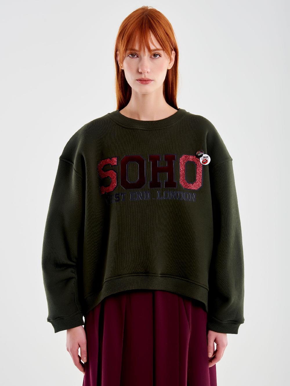 Vicolo Felpa Con Stampa E Spille Militare