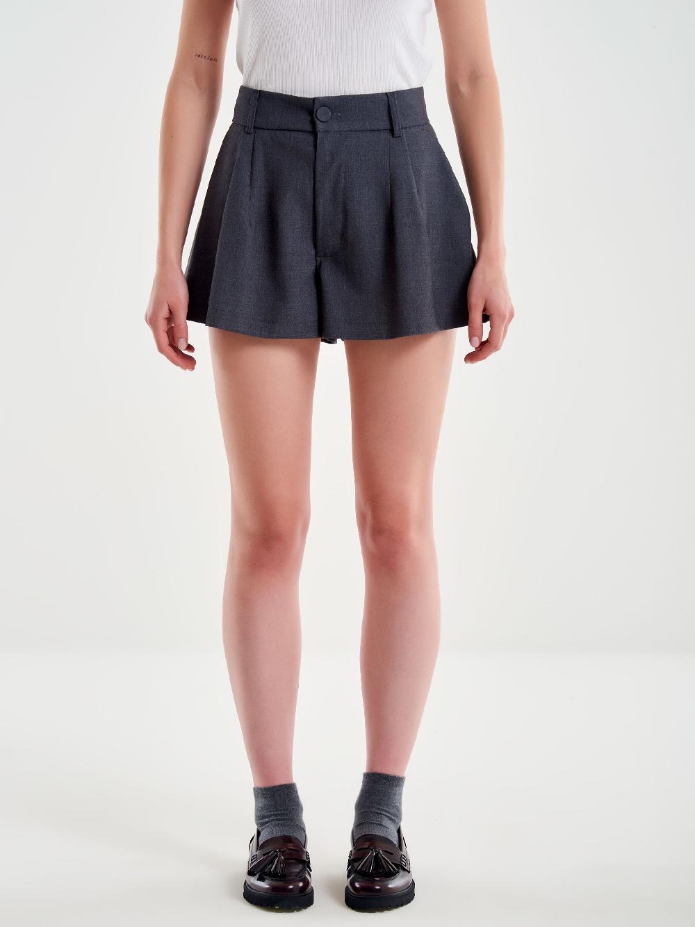 Vicolo Shorts Con Pieghe Grigio