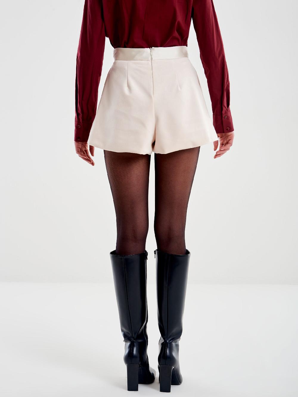 Vicolo Shorts In Velluto Dettaglio Satin Bianco