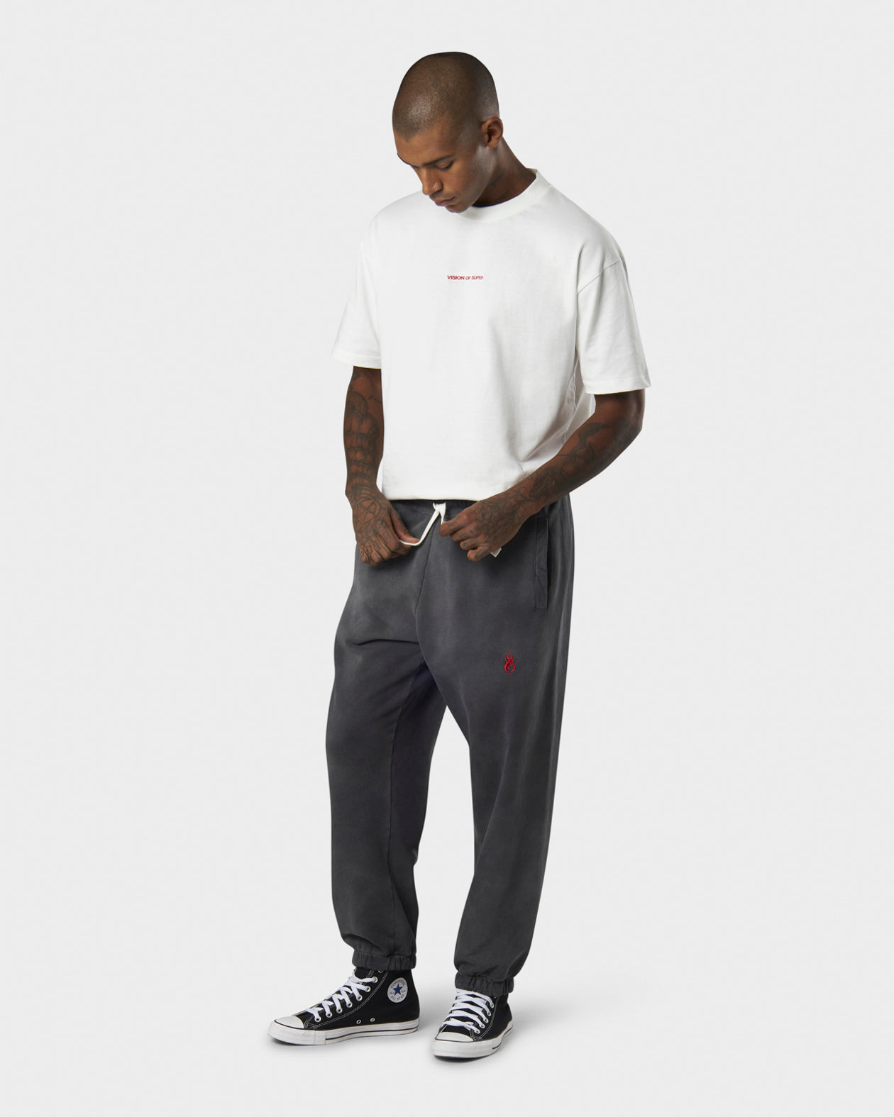 Vision Of Super COLD WASH PANTS WITH RED FLAME METAL LABEL AND PRINTED LOGO