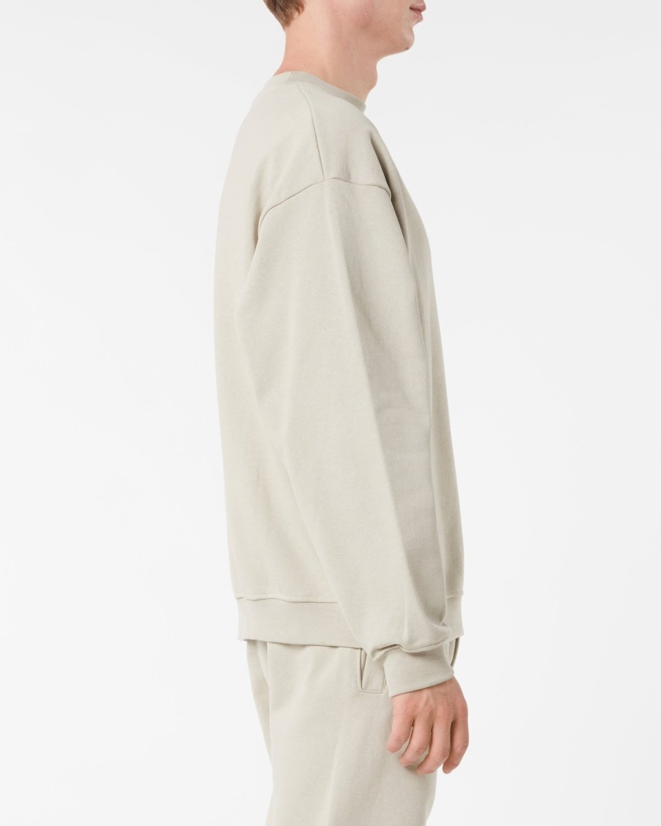 Vision Of Super LONDON FOG CREWNECK WITH EMBROIDERED FLAMING HEART