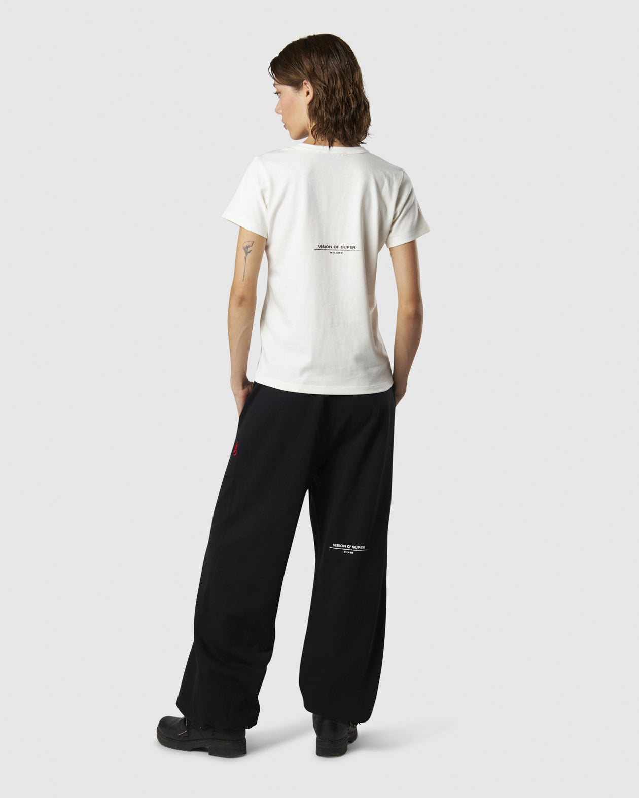 Vision Of Super WHITE T-SHIRT WITH EMBROIDERED FLAME LOGO ON FRONT AND PRINTED LOGO ON BACK