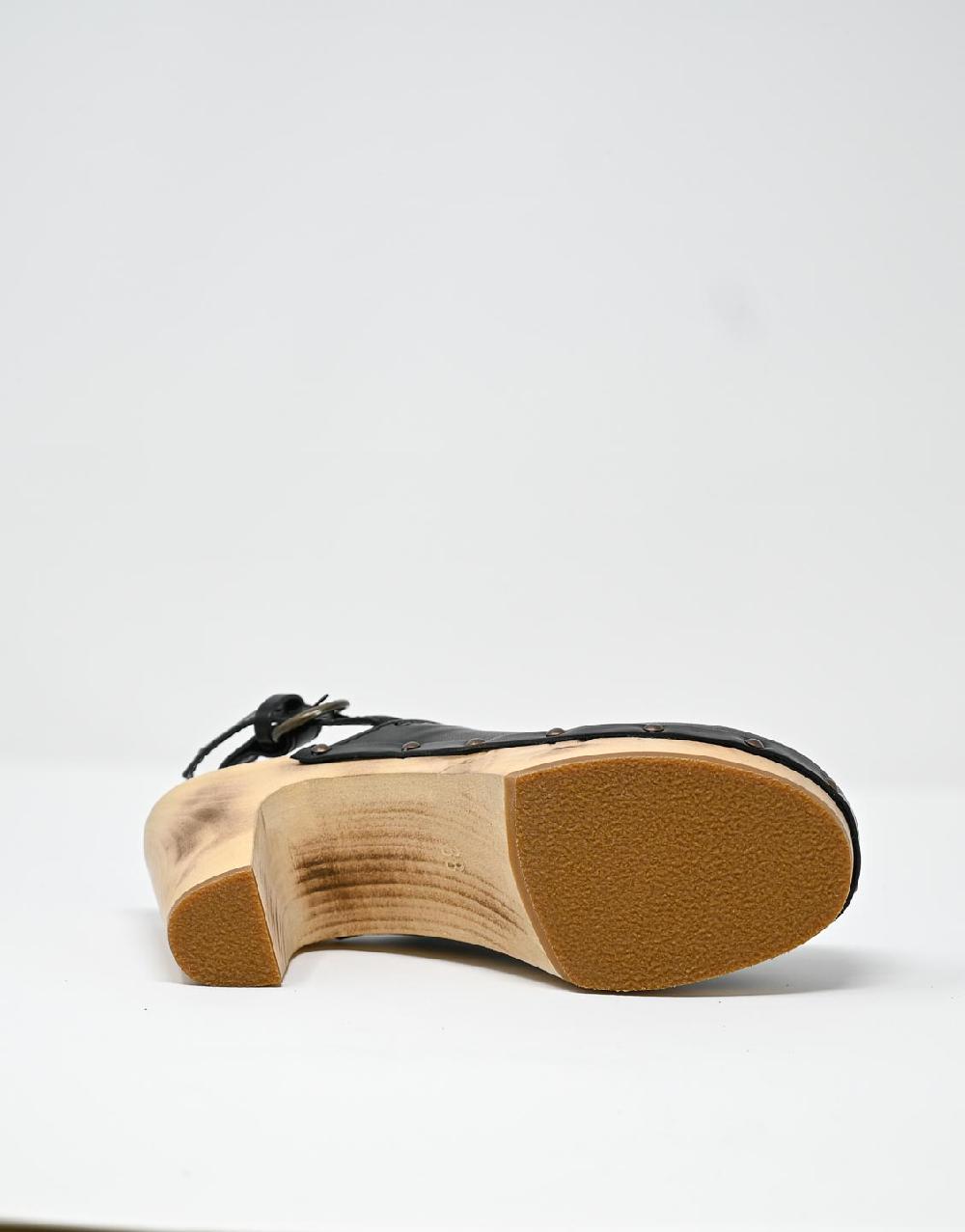 Wally Walker Zoccolo In Pelle Nero Olandflex By Astorflex