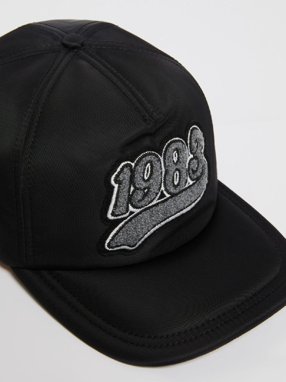 Weekend Cappello In Nylon Imbottito