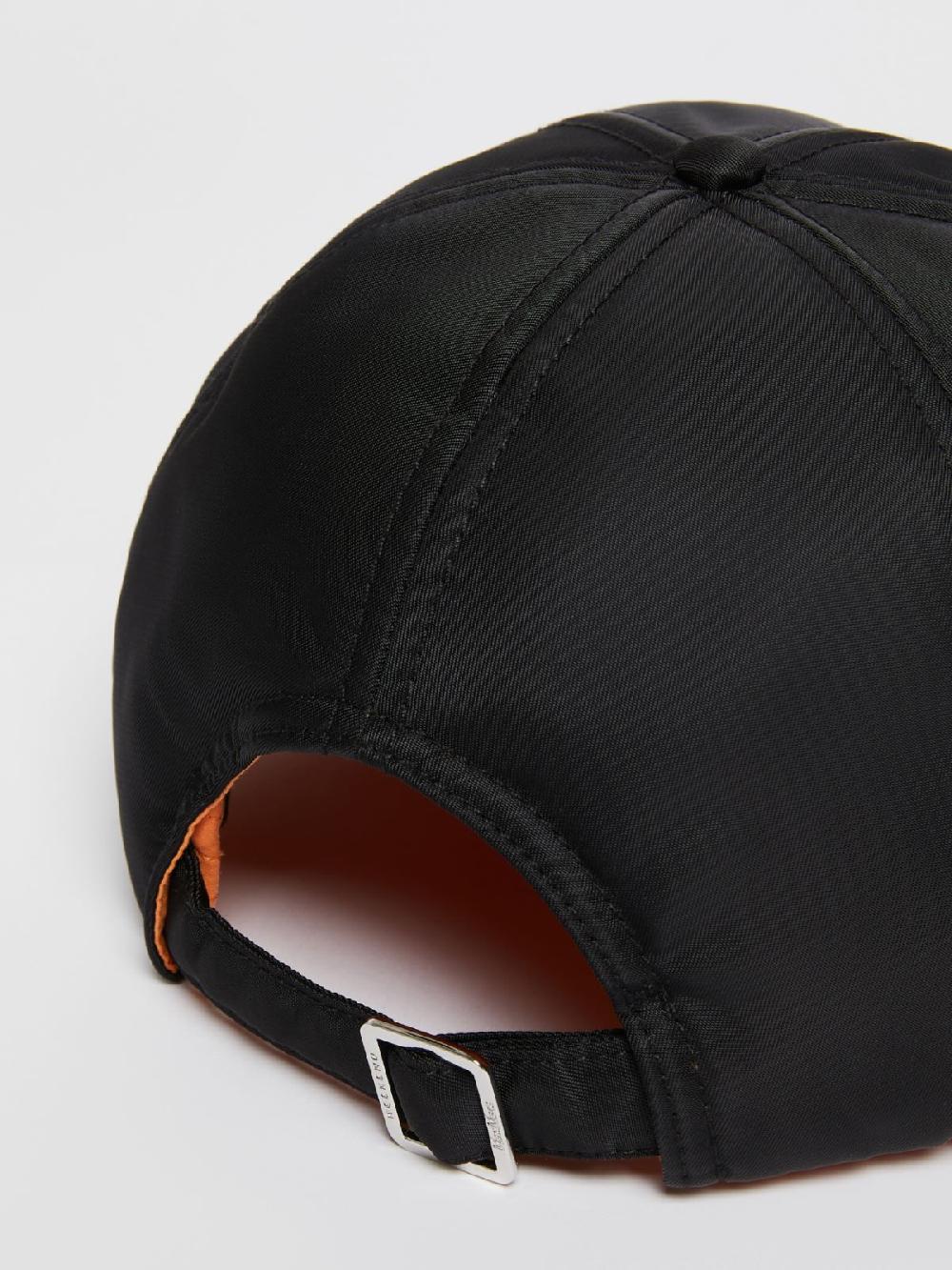 Weekend Cappello In Nylon Imbottito