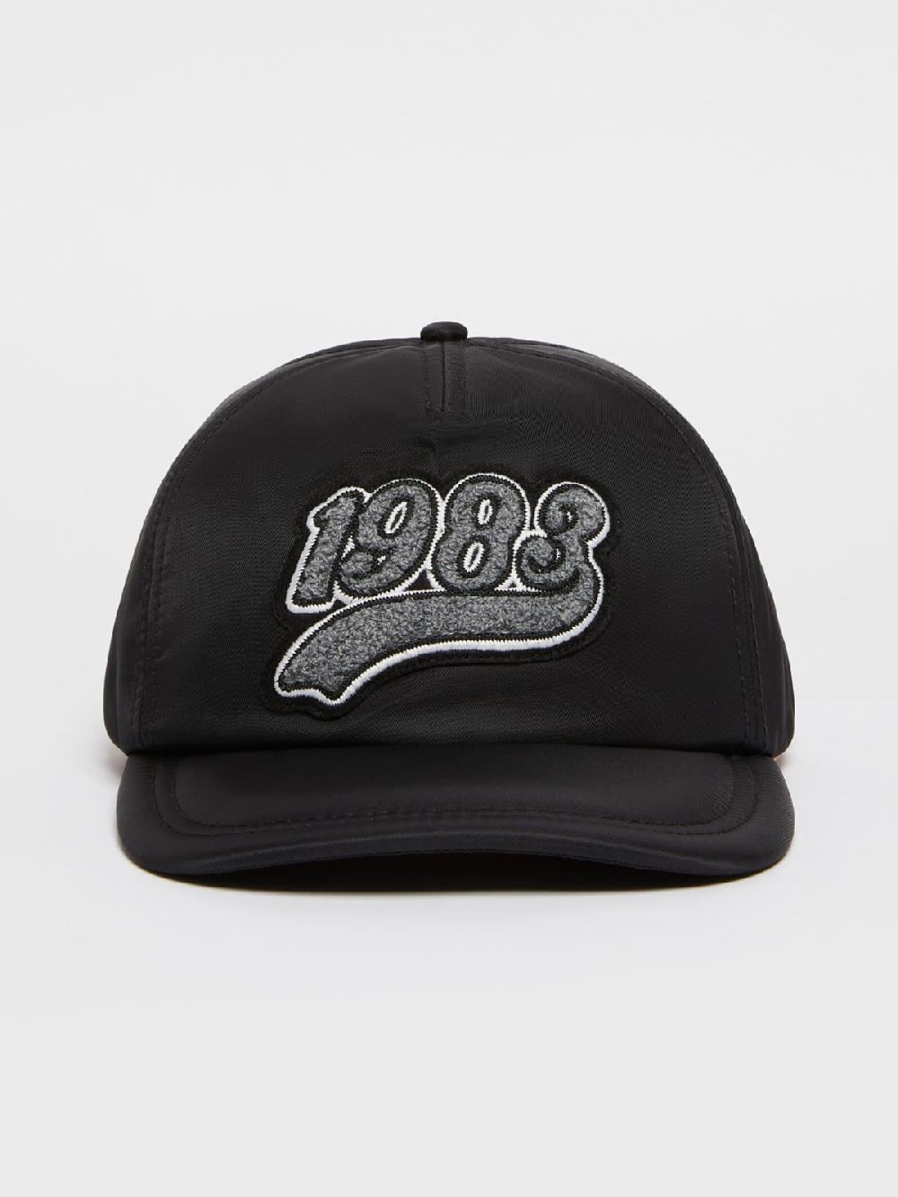 Weekend Cappello in nylon imbottito