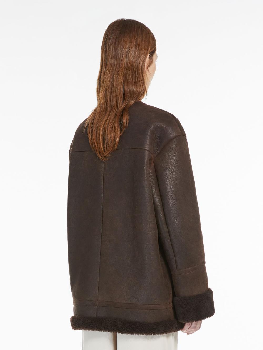 Weekend Cappotto Girocollo In Montone