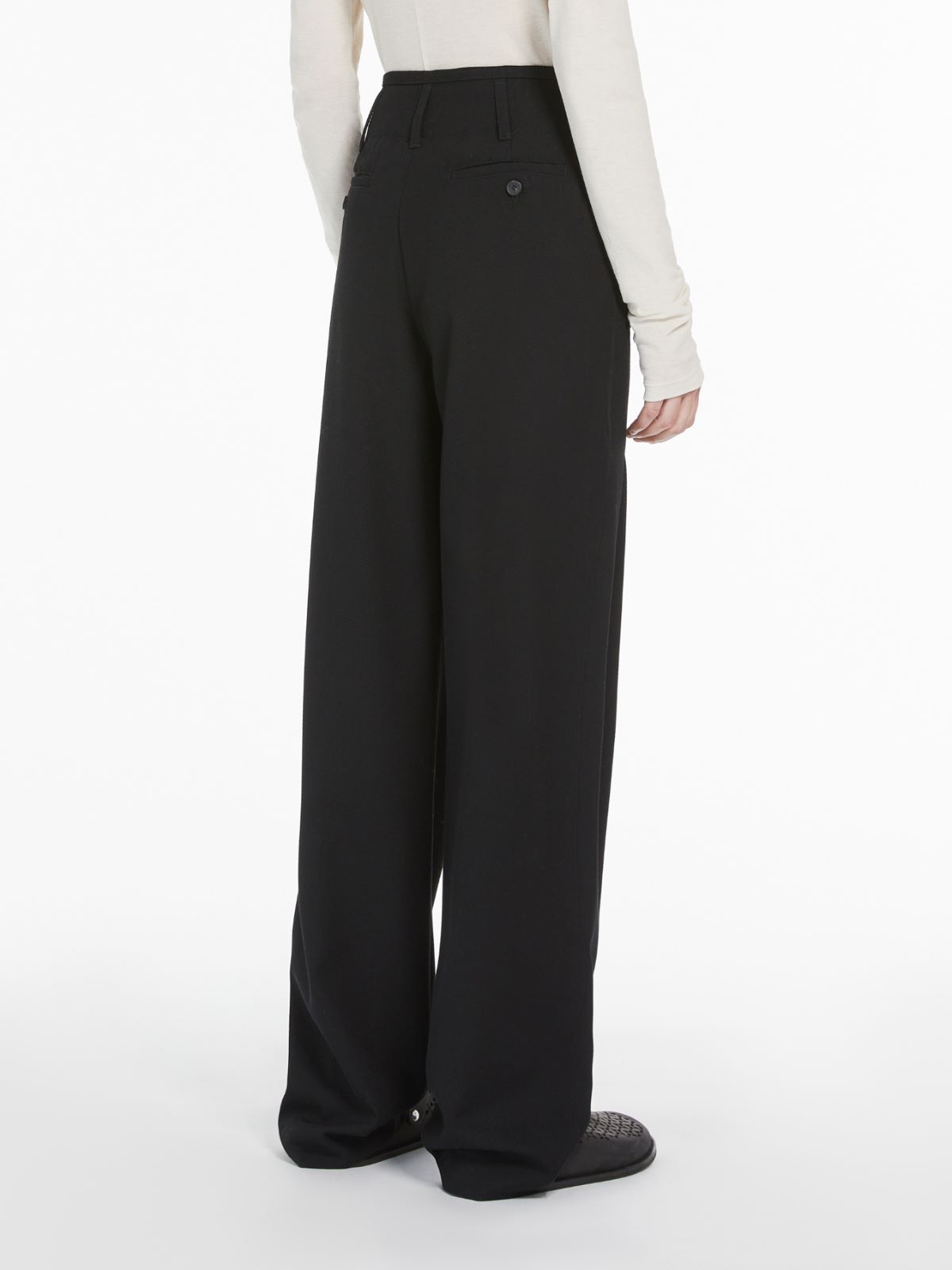 Weekend Pantalone Ampio In Mista Lana