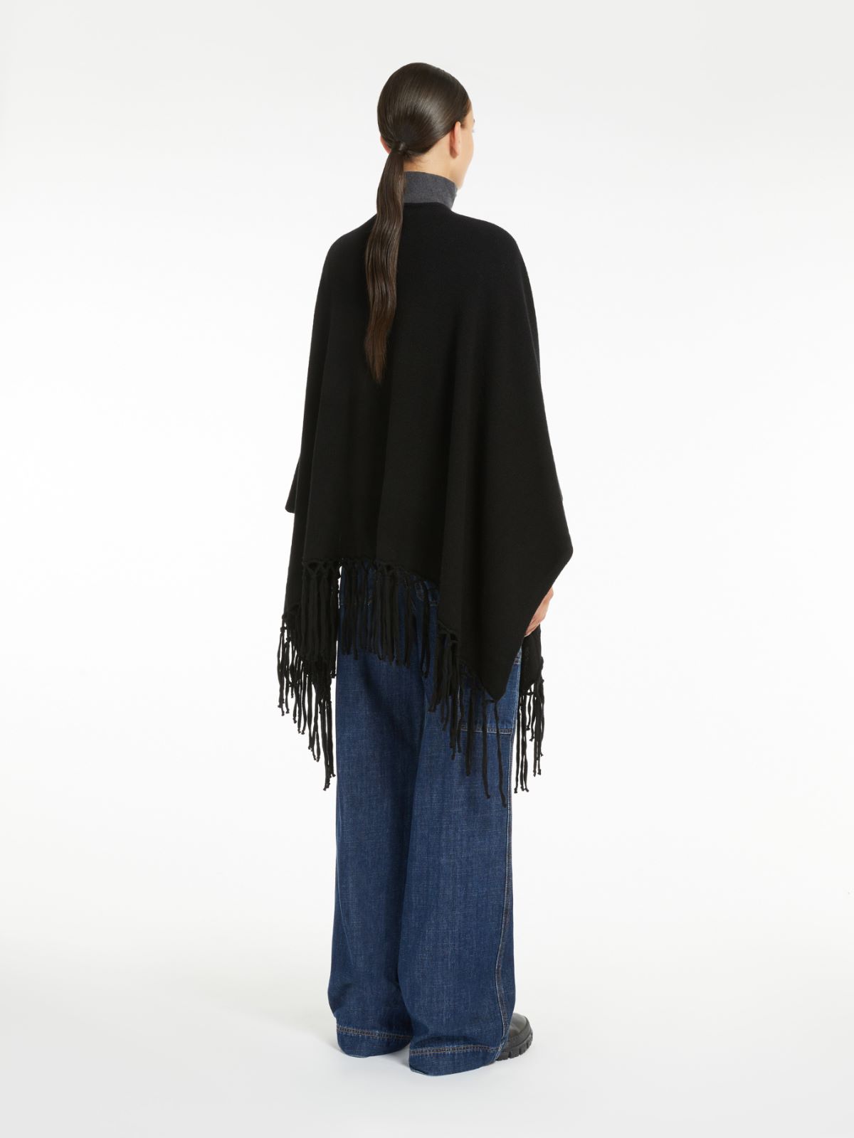 Weekend Poncho In Pura Lana