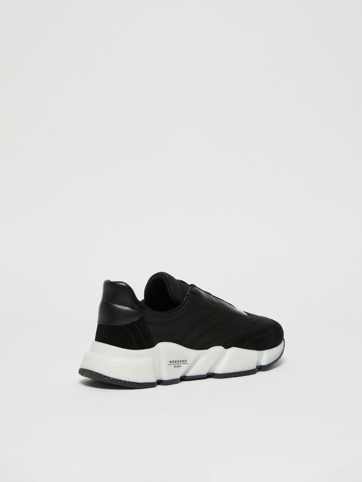 Weekend Running In Nylon Vernice E Pelle