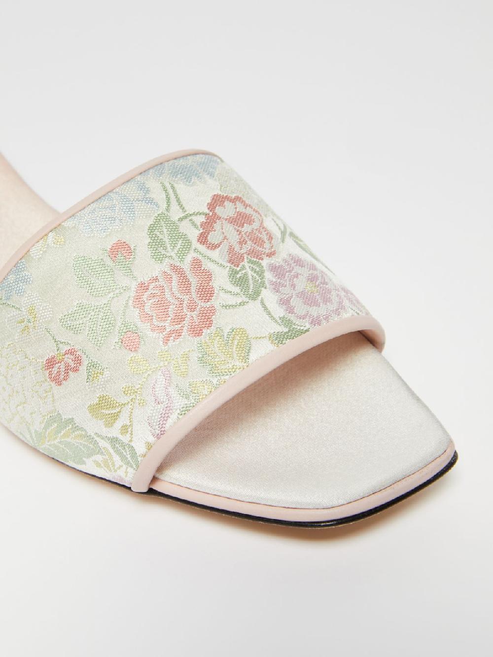 Weekend Sandalo Flat In Seta Jacquard