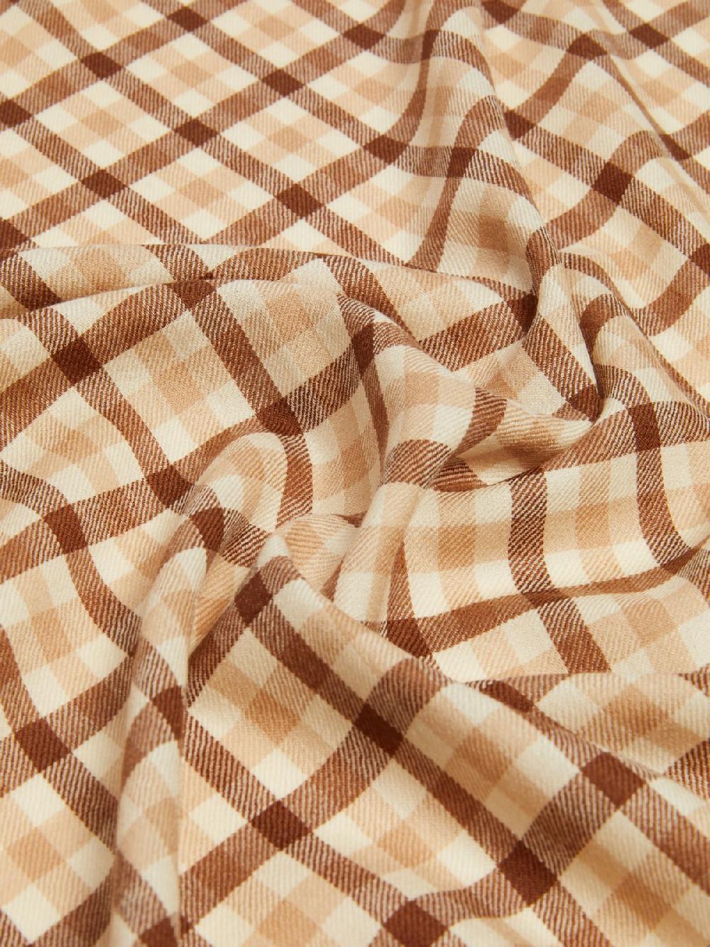 Weekend Stola In Lana Disegnata