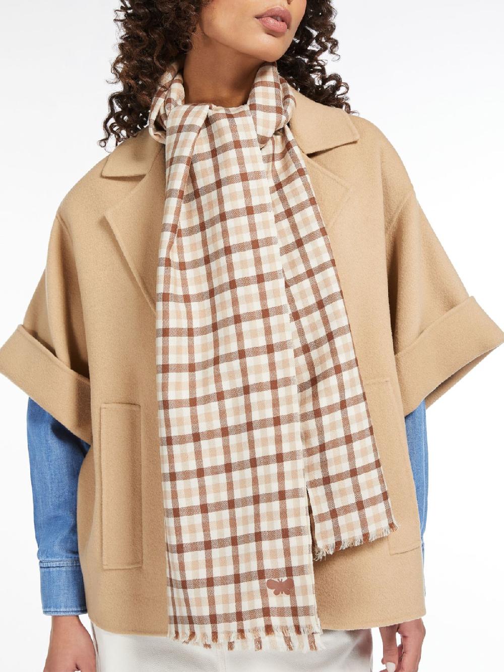 Weekend Stola In Lana Disegnata