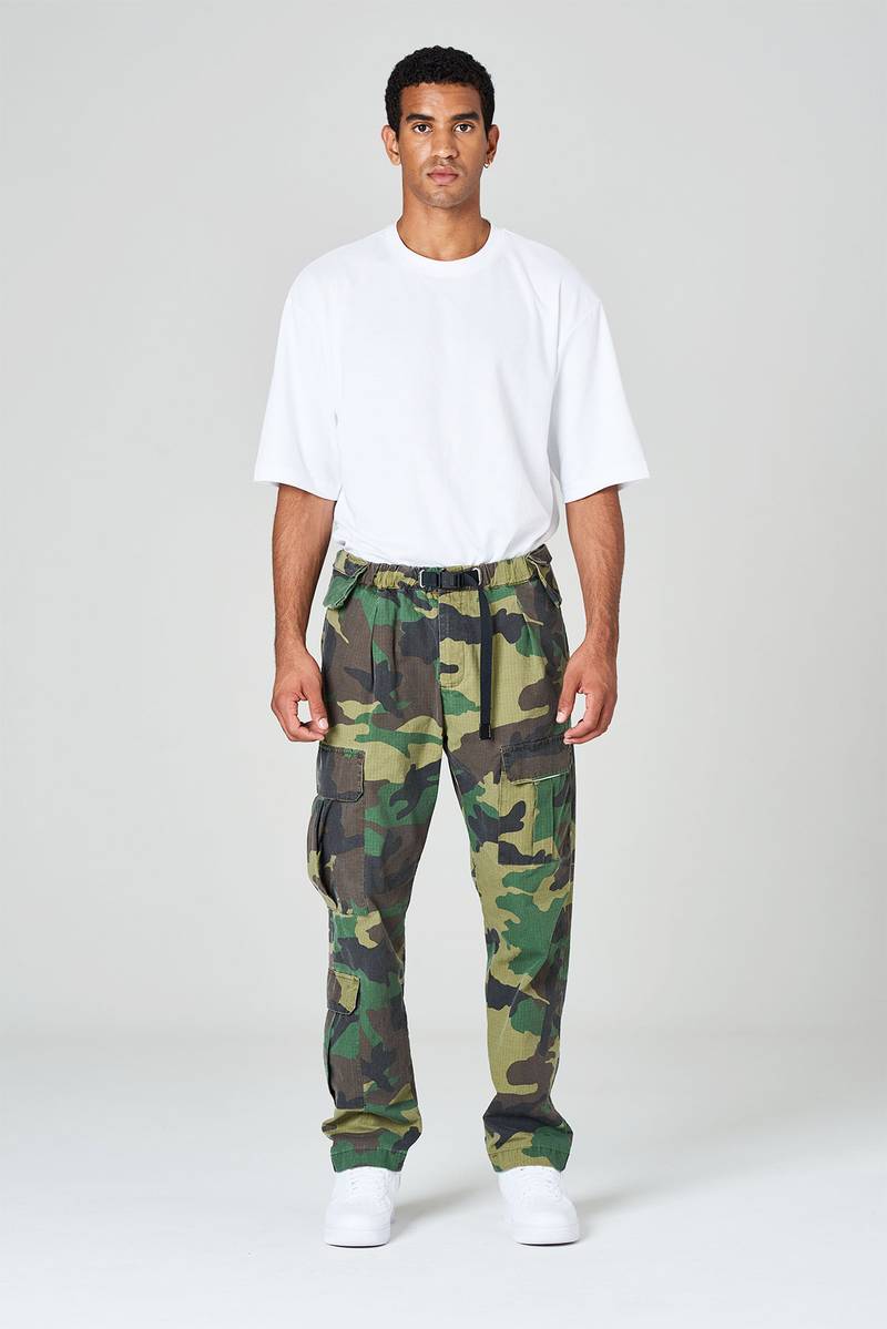 White sand Pantaloni cargo con gamba dritta in ripstop di cotone stampato