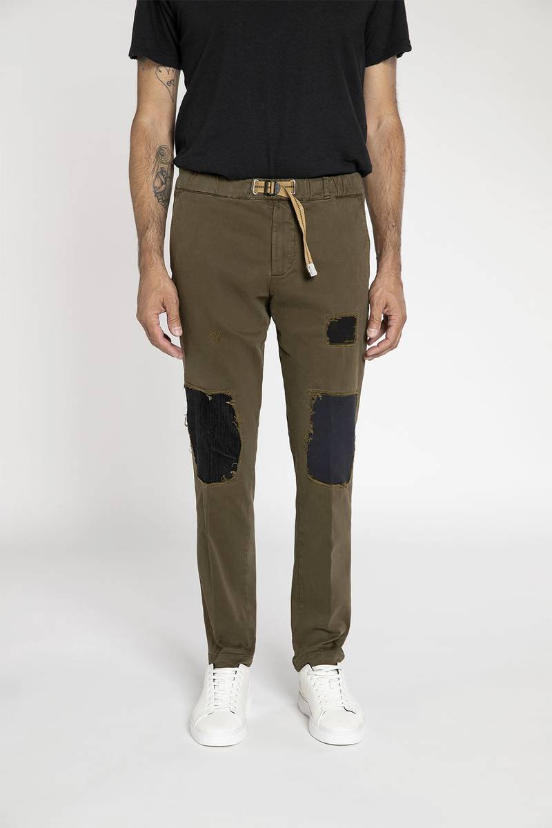 White Sand Pantalone In Cotone Stretch Con Toppe