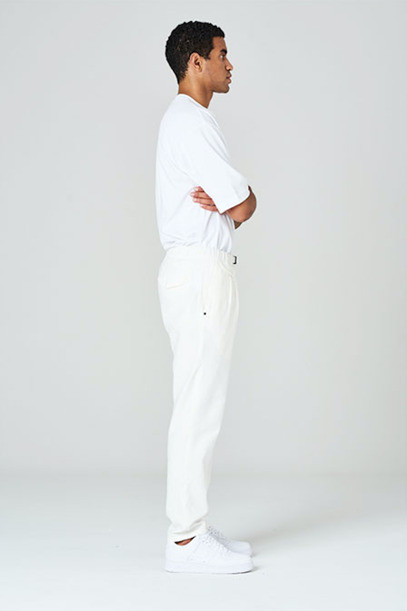 White Sand Pantaloni Regular Fit Con Doppia Pince