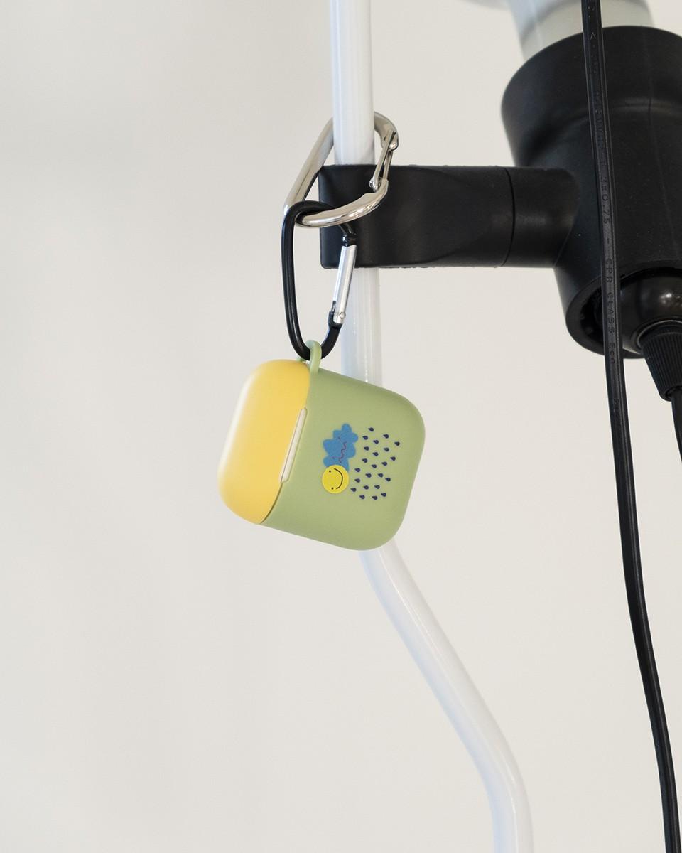 Wood'd AirPods Case Happy Rain