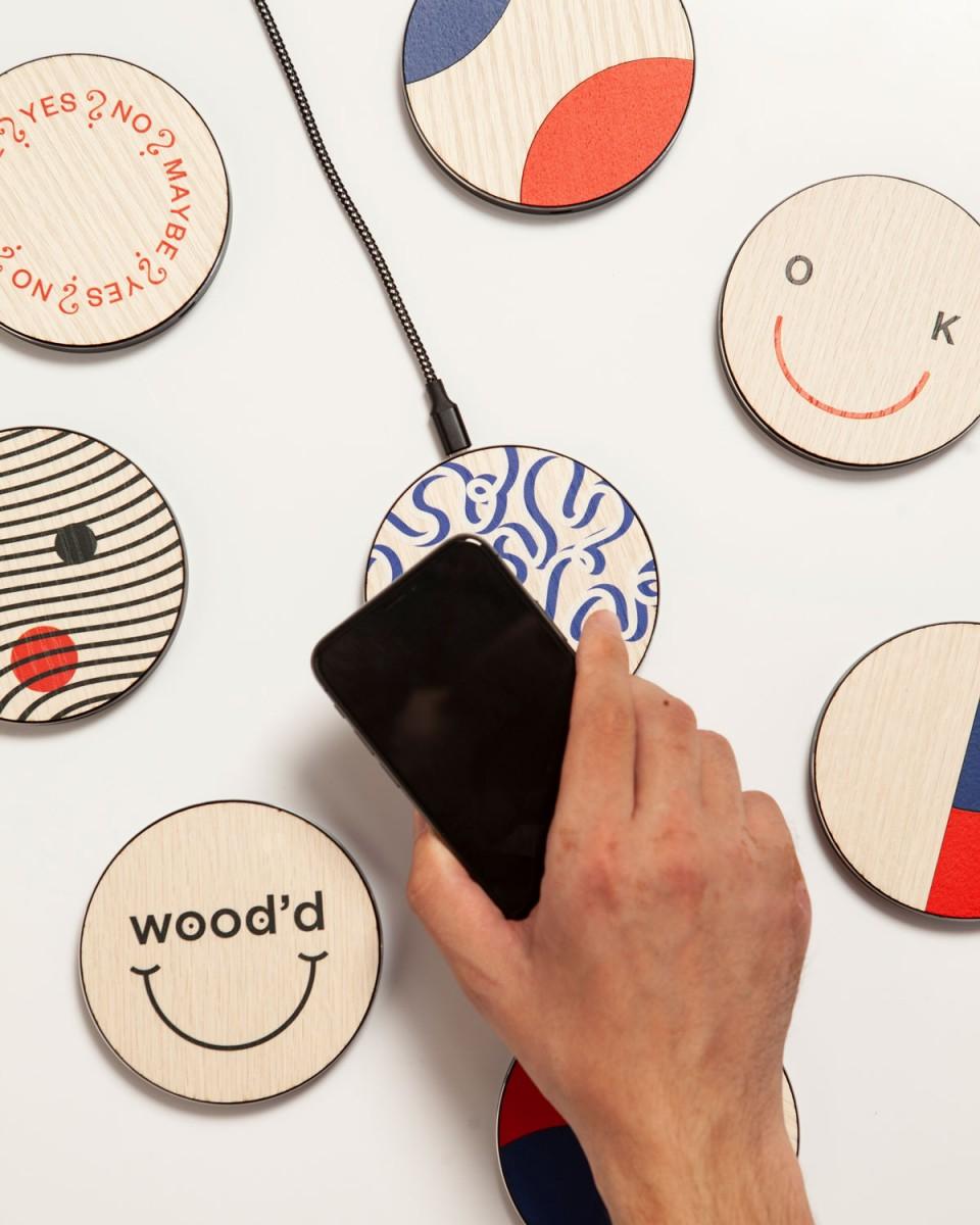 Wood'd Charger Happy Sad