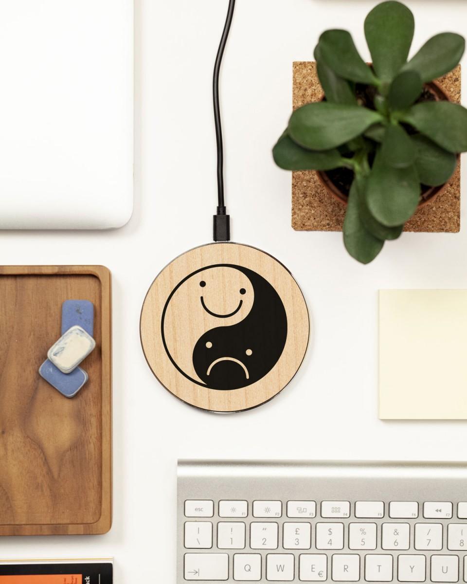 Wood'd Charger Happy Sad